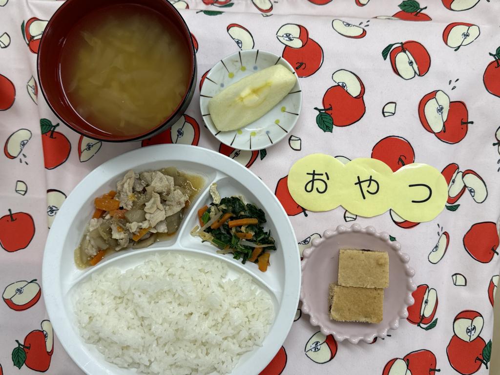 給食