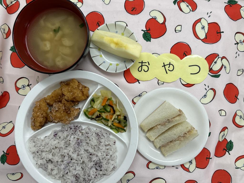 給食