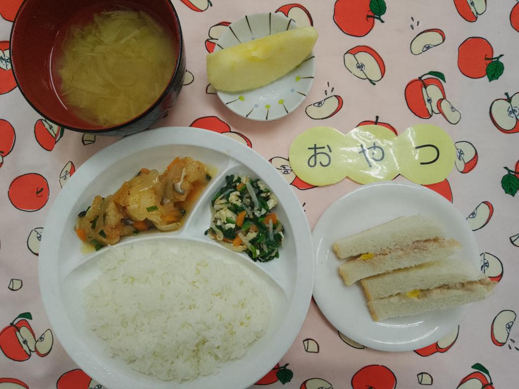 4/23 お給食・おやつ