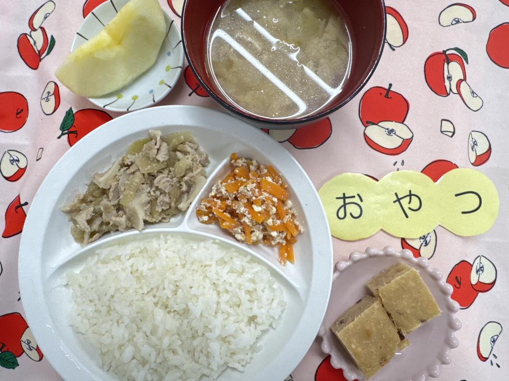 4/28 お給食・おやつ