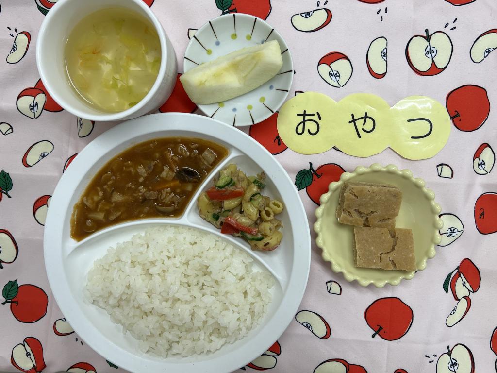 給食