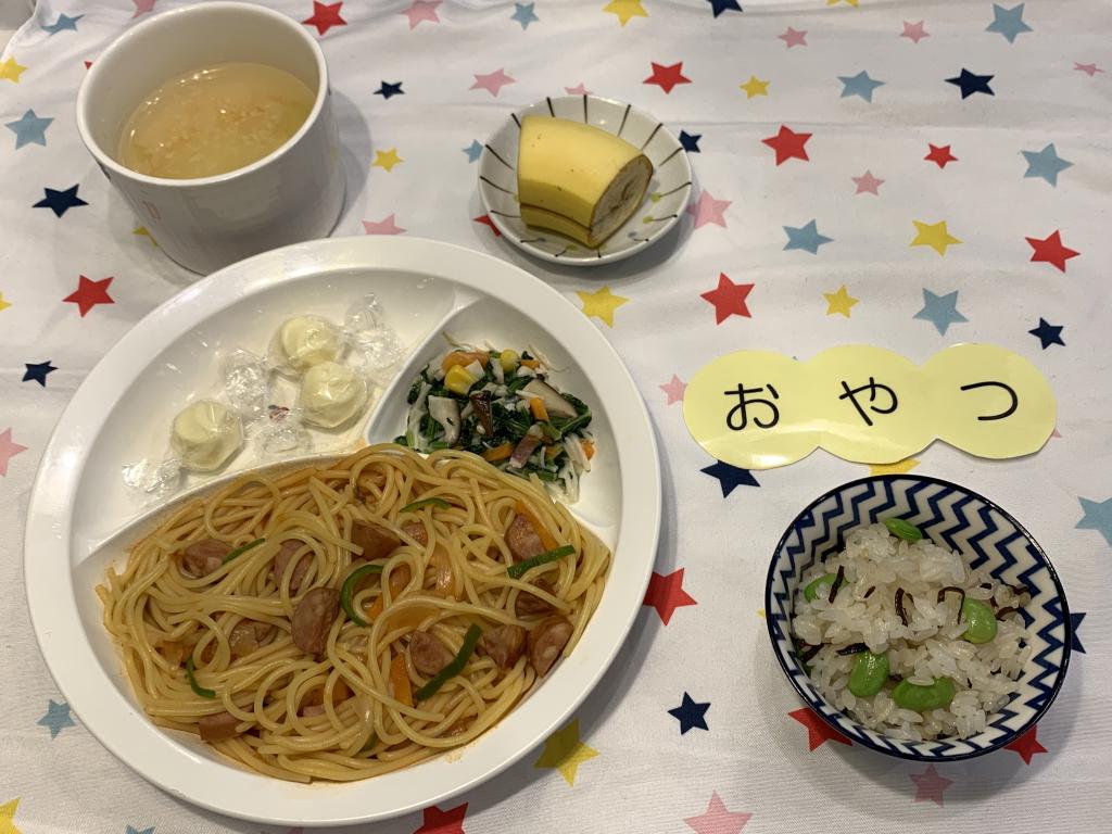 給食