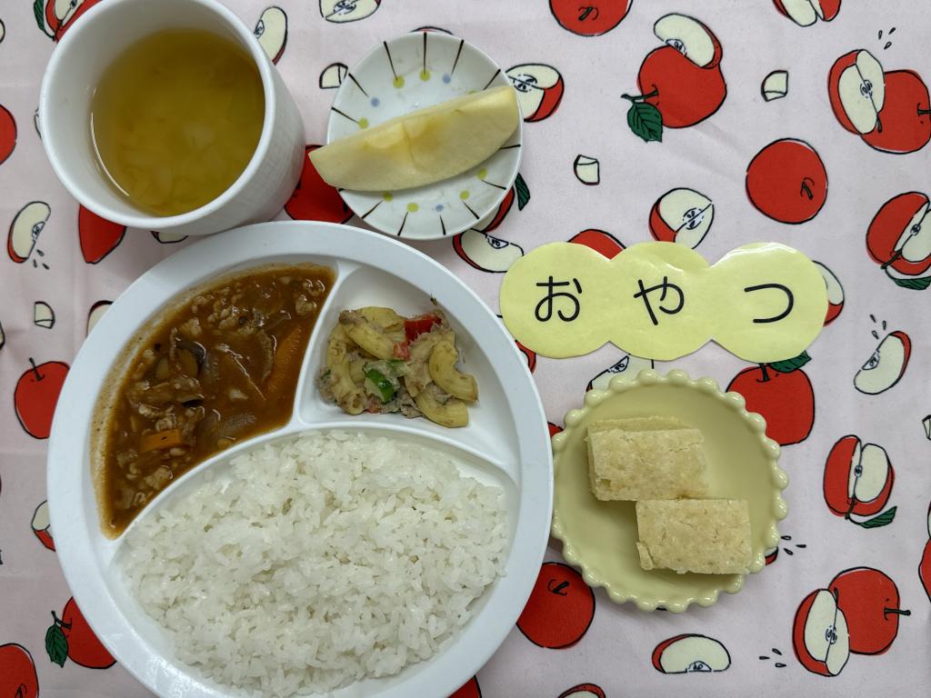 給食
