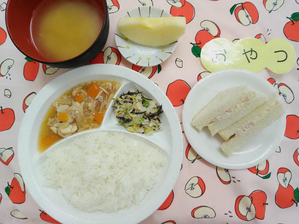 6/11 お給食・おやつ