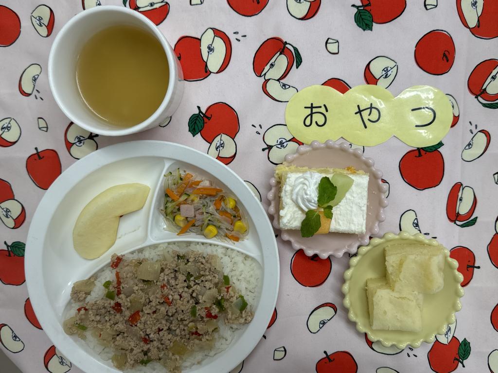 給食