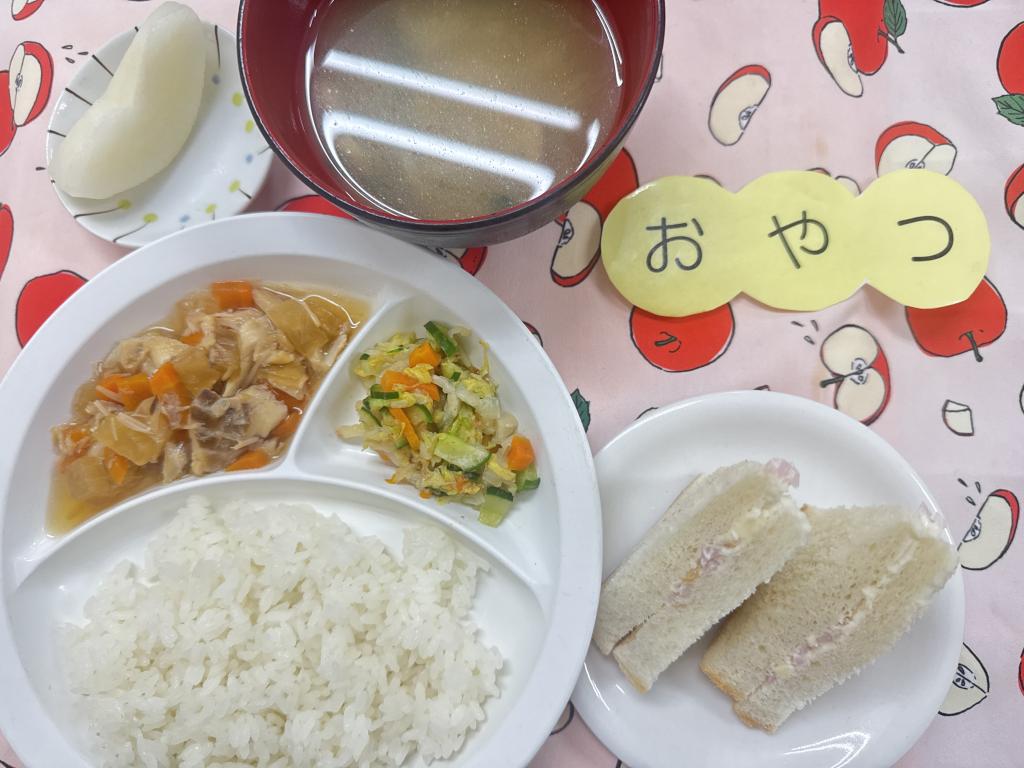 9/10 お給食・おやつ