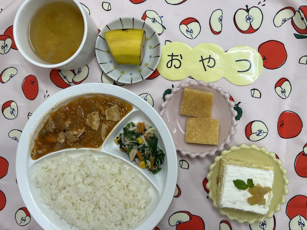 給食