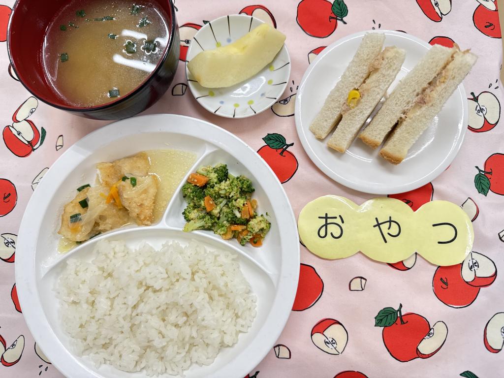 11/19 お給食・おやつ