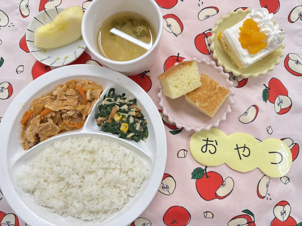 11/25 お給食・おやつ