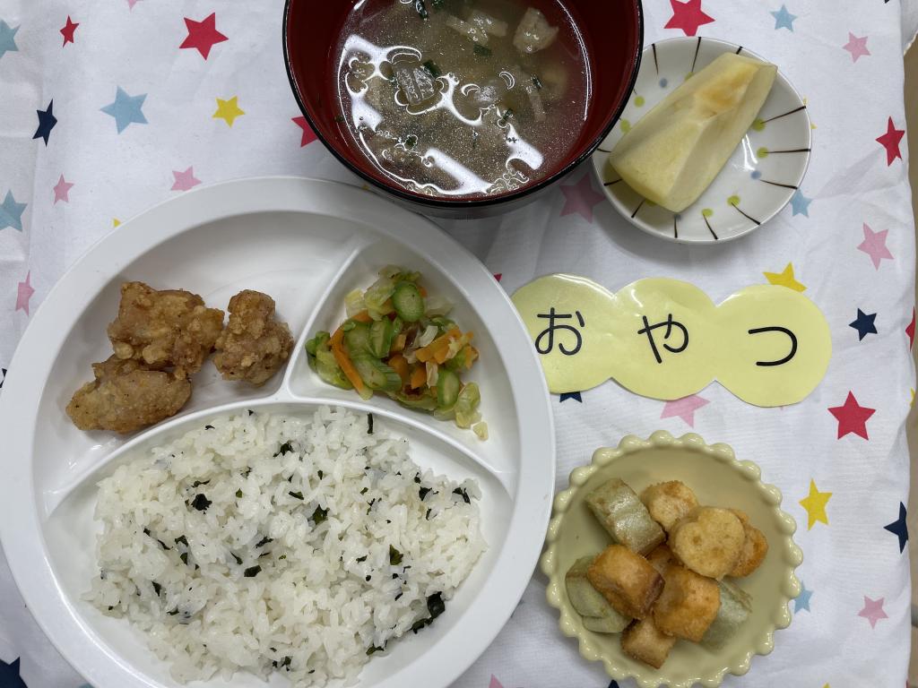 本日のお給食・おやつ
