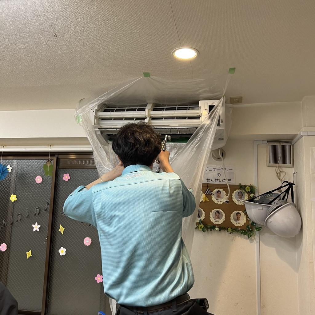 エアコンのクリーニングをしました!