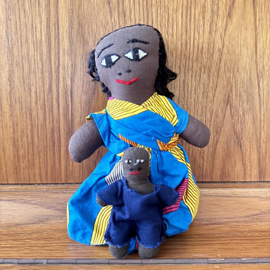 ザンビア人形を洗濯しました