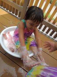 8/10　プールで泡遊び～♪
