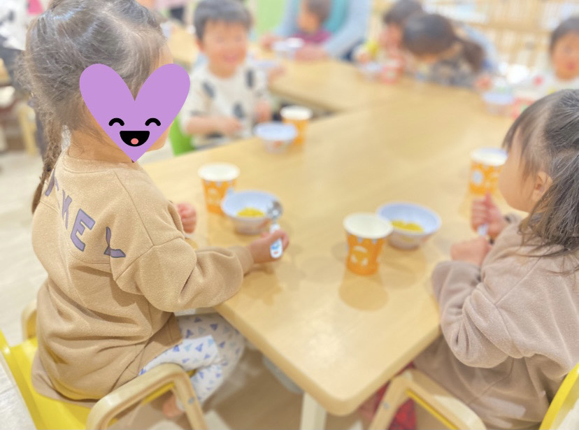 食育『スプーンとフォークの上手な使い方』