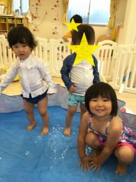 室内プール遊び!