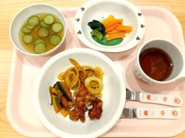 今日のお給食はイベントメニュー(*^-^*)