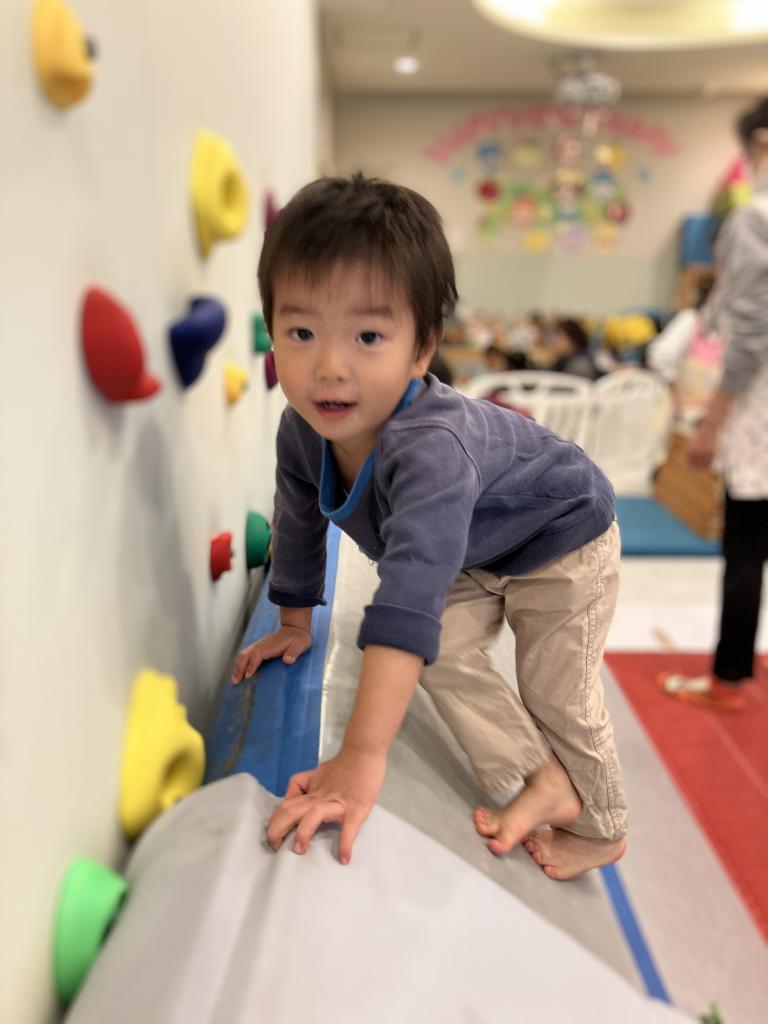 忍者気分でエアマット運動