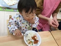 上手に食べれるようになったよ