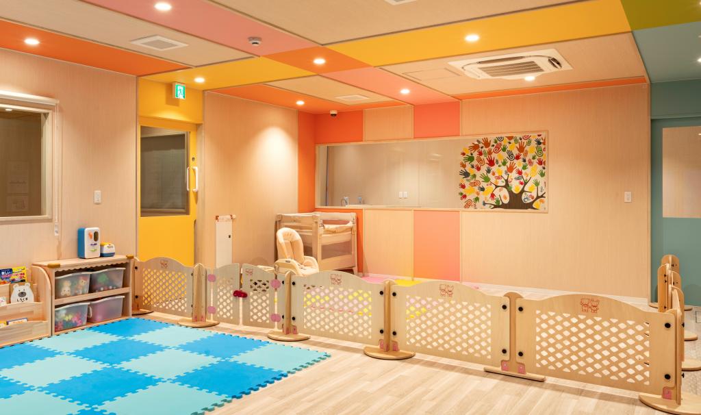 0歳児1名程度/1歳児・2歳児数名 入園可能です(3月14日現在)